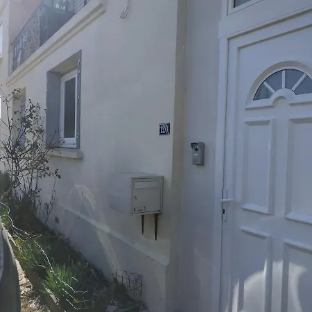 Maison Avec Jardin Et Parking Prive 펜션 트루아